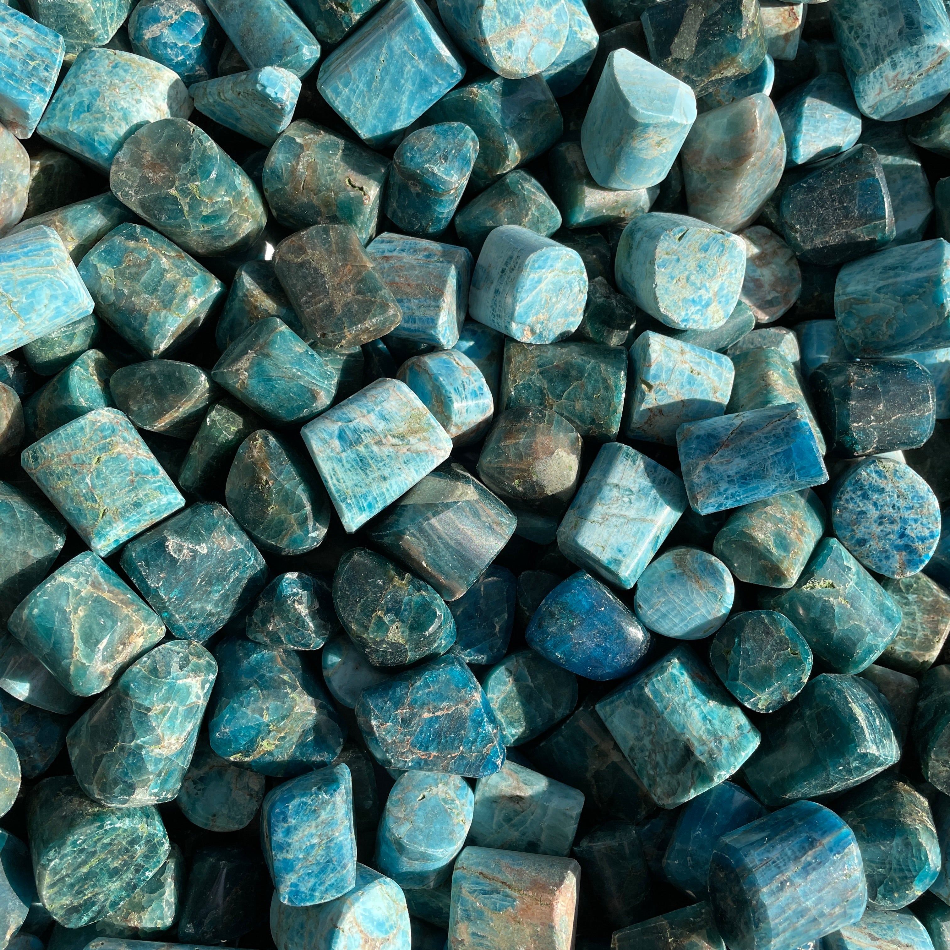 Apatite Tumbled - 200g Apatite Tumbled - 200g